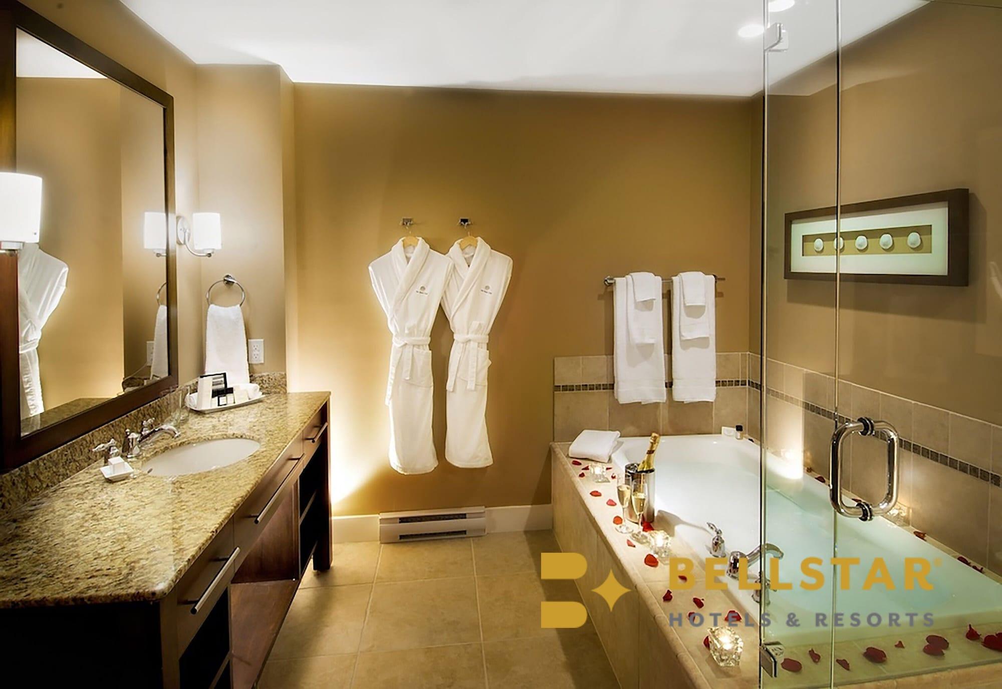 The Beach Club Resort — Bellstar Hotels & Resorts Parksville Habitación foto